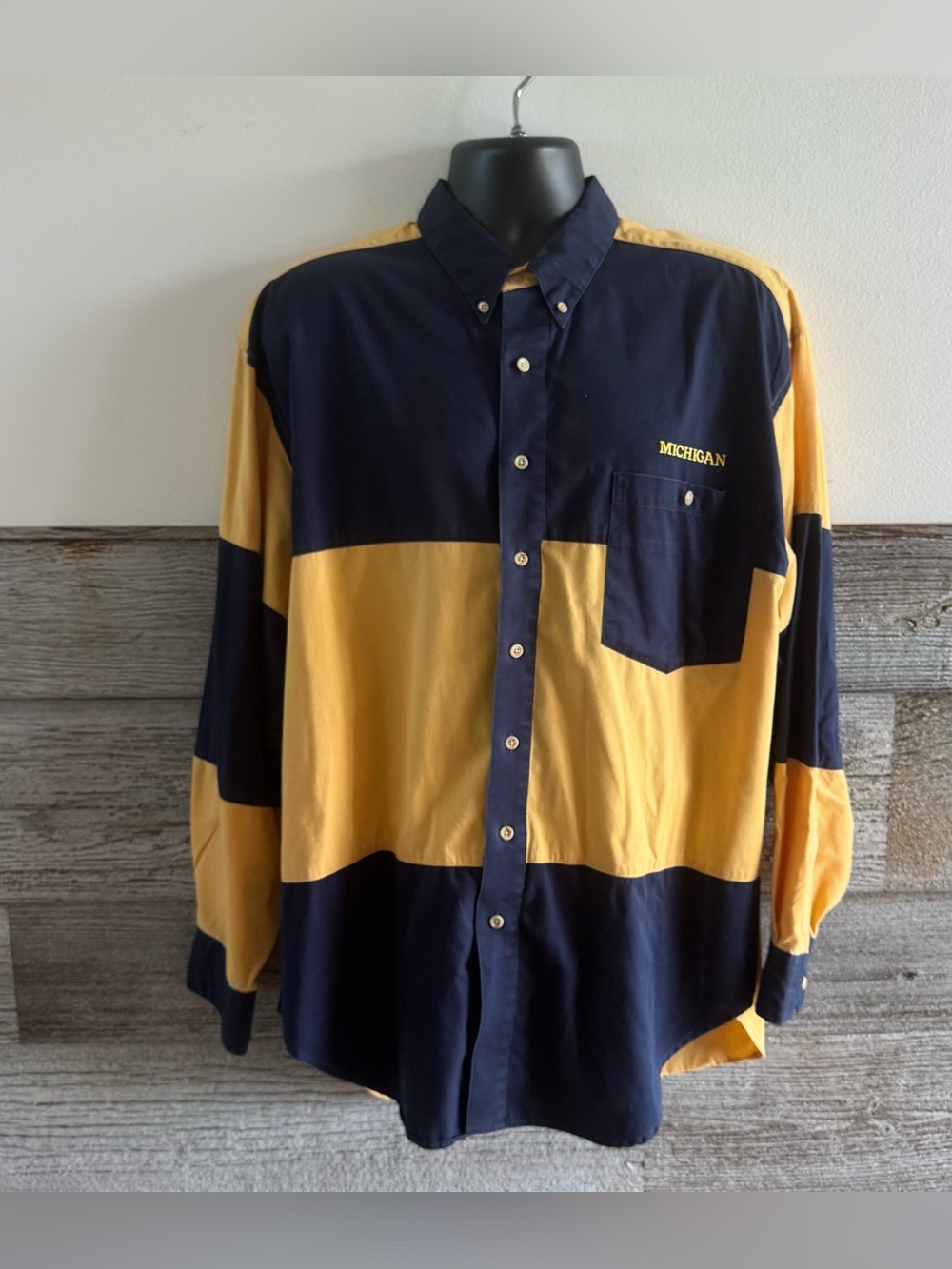 Duck Head University of Michigan Button Front Shirt XL Blue Gold Colorblock (M1)